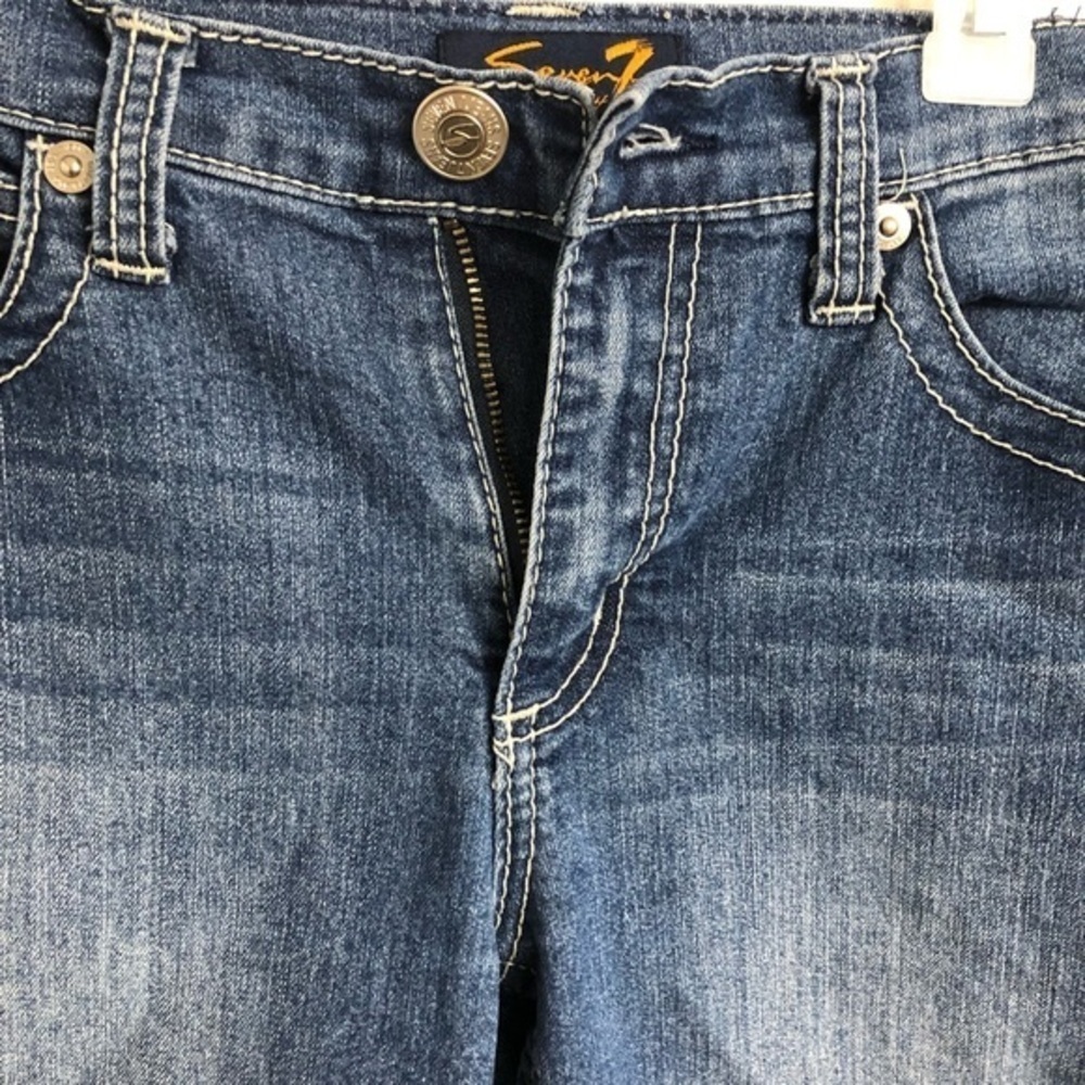 Seven7 Size 10 Denim Jean Raw Edge Shorts - Picture 2 of 6